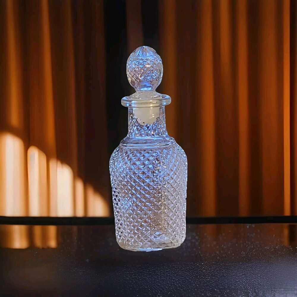 Vintage Diamond Cut Apothecary Decanter Bottle 7" Tall w Stopper